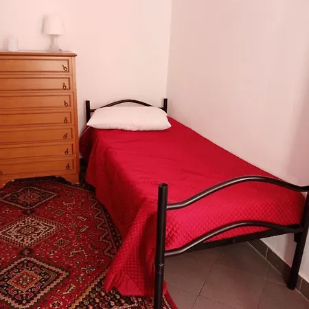 Pirámide Hostel Róma